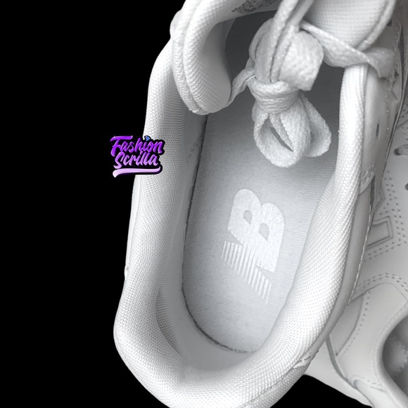 New Balance 550 Triple White GSB550WW Men’s Women’s Unisex Leather Sneakers NWOT - Picture 2 of 6